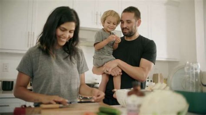 Are AJ Ogden And Shut The Kale Up Divorced? Cheating On Jeannette Aranda &amp; New Girlfriend