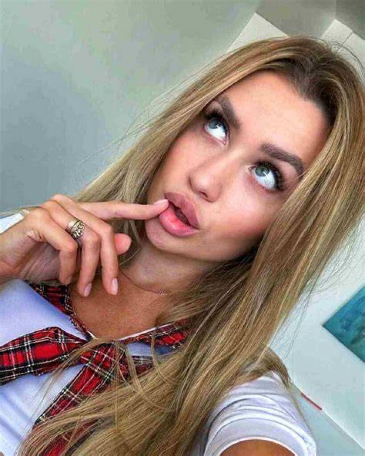 Brooke Macklin – Brookmacklin213 Height, Weight, Net Worth, Age, Birthday, Wikipedia, Who, Nationality, Biography