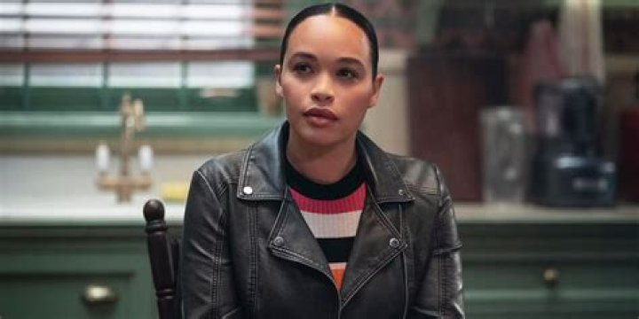 Cleopatra Coleman | Net Worth, Salary And Earning
