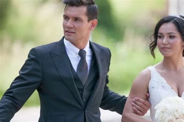 Did Anita Lovren Have An Affair With An Old Friend While Married?