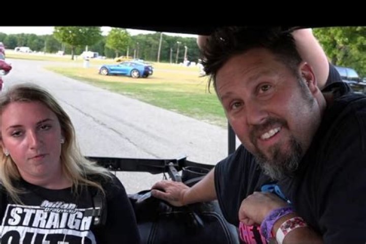 Disco Dean is Married to Wife: Jackie Karns. Kids.
