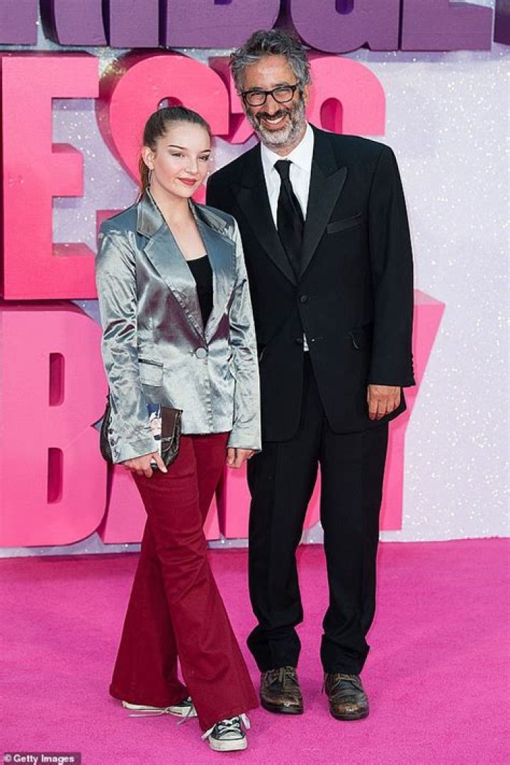 Dolly Loveday Baddiel, David Baddiel’s Daughter Is 21-Years-Old