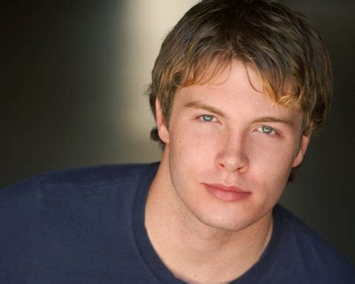 Dominic DeVore Height, Weight, Net Worth, Age, Wiki, Who, Instagram, Biography