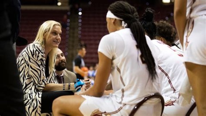 Florida Coach Brooke Wyckoff Husband Jose Ramon Is A Spanish Basketball Player