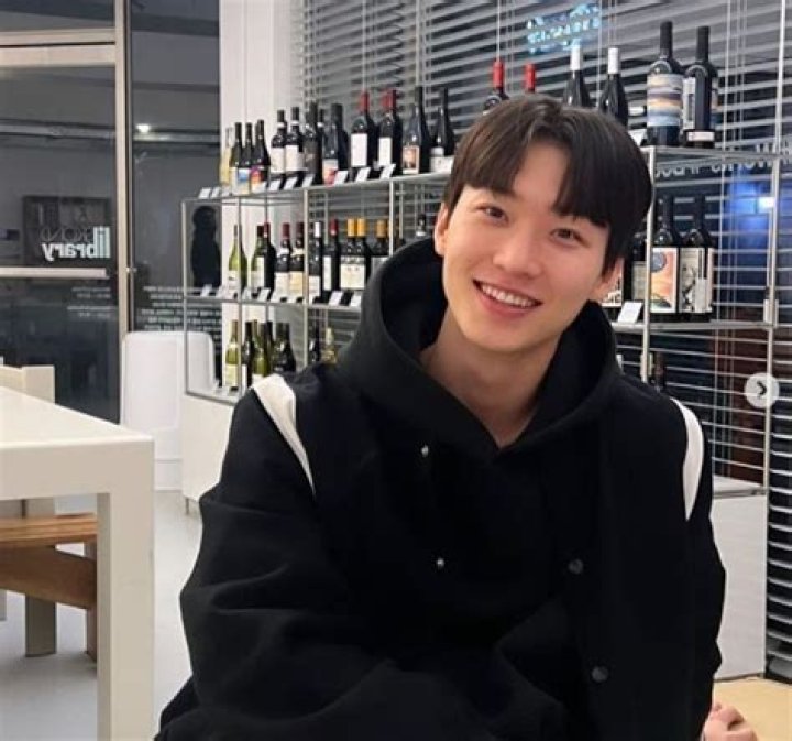 Is Sang Heon Lee Gay or Does He Have A Girlfriend?