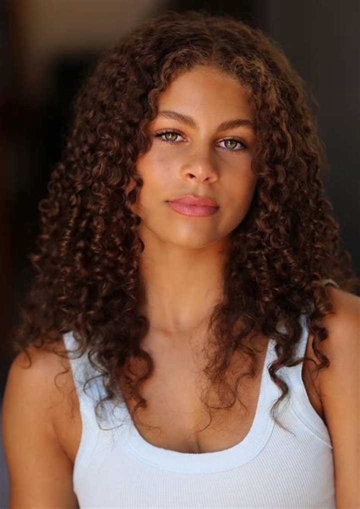 Jada-Lee Henry Height, Weight, Net Worth, Age, Birthday, Wikipedia, Who, Nationality, Biography