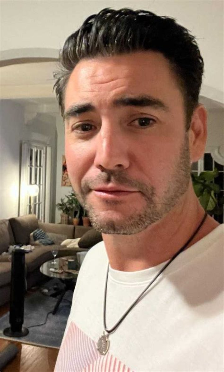 Jeremy Guilbaut Height, Weight, Net Worth, Age, Birthday, Wikipedia, Who, Instagram, Biography