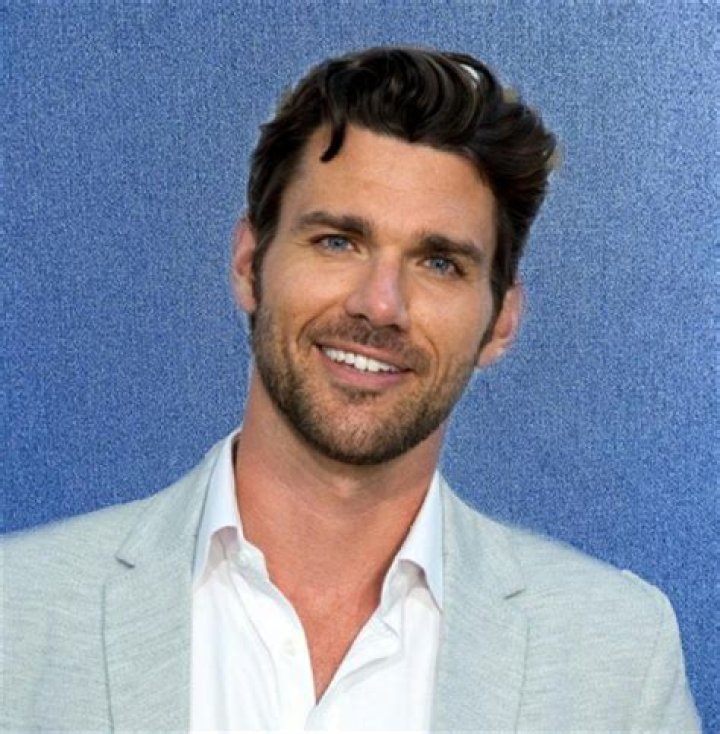 Josh Holmes Height, Weight, Net Worth, Age, Birthday, Wikipedia, Who, Instagram, Biography