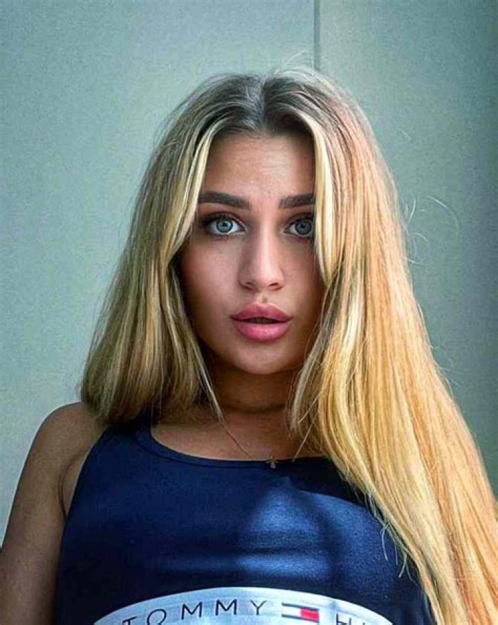 Julia Taylor Height, Weight, Net Worth, Age, Birthday, Wikipedia, Who, Nationality, Biography