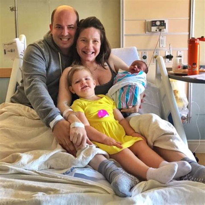 Kelly Sutton (Journalist) Bio, Wiki, Age, Height, Husband, Kids, WSMV TV, Salary, and Net Worth