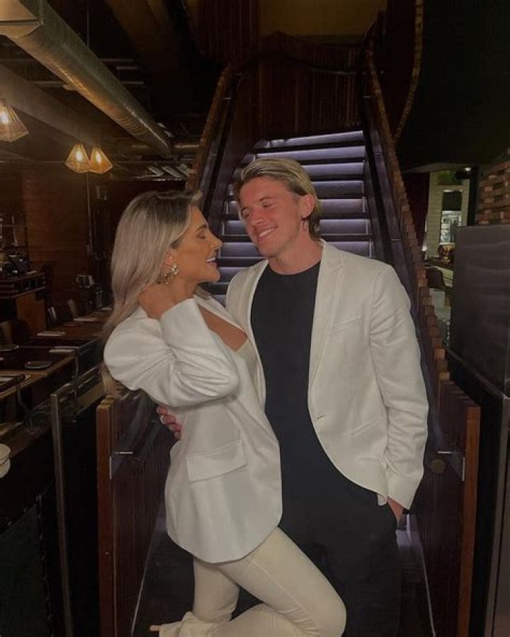 Liv Grimshaw- Bio, Wiki, Boyfriend, Height, Net Worth, Career