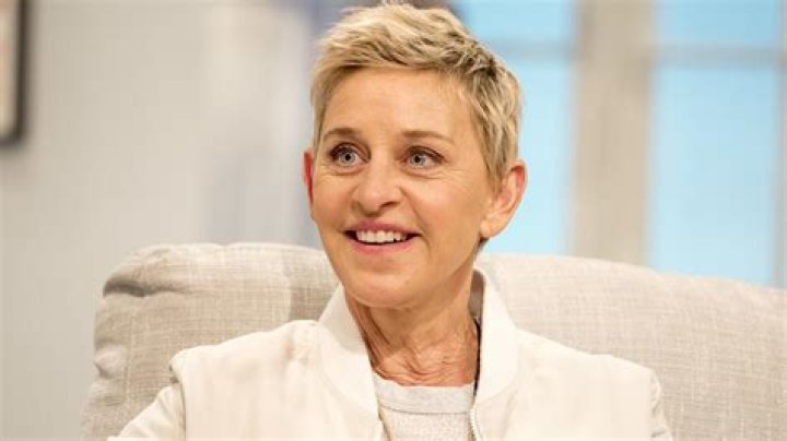 Maya Holcomb Height, Weight, Net Worth, Age, Birthday, Wikipedia, Who, Instagram, Biography
