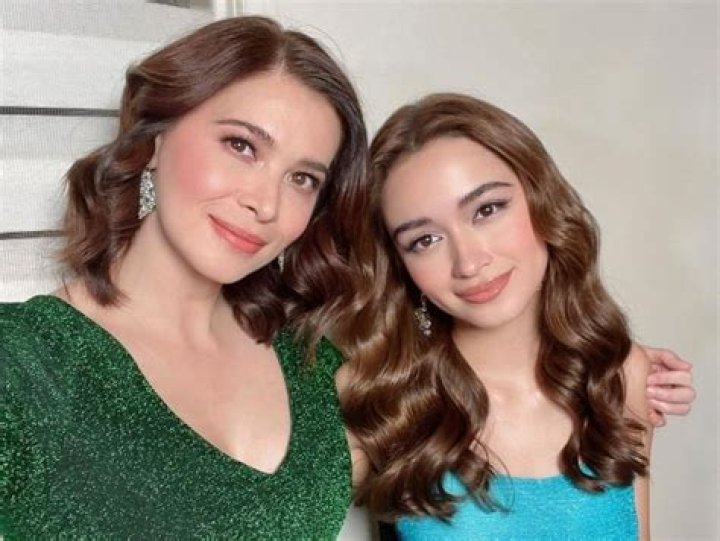Sunshine Cruz Height, Weight, Net Worth, Age, Birthday, Wikipedia, Who, Nationality, Biography