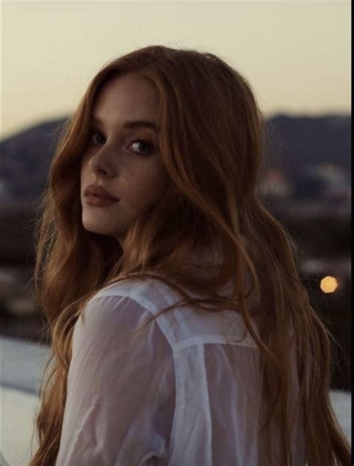 Violet Brinson- Age, Net Worth, Height, Boyfriend