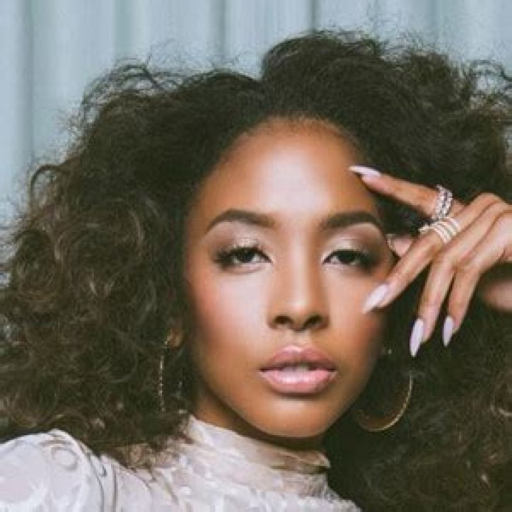 Whitney Rice Height, Weight, Net Worth, Age, Birthday, Wikipedia, Who, Nationality, Biography