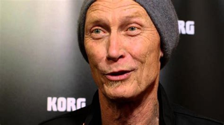 Who Is Michael Rhodes Wife Lindsay Fairbanks